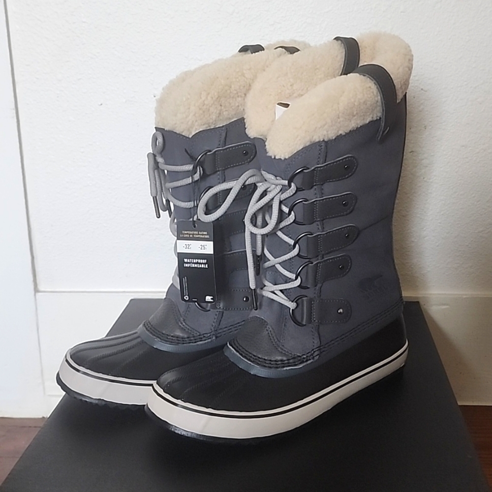 NWT Sorel Joan of Arctic waterproof boot